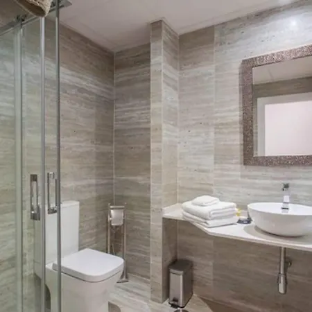 Apartment New Front Line Beach-golf La Alcaidesa San Roque The Links 1 *